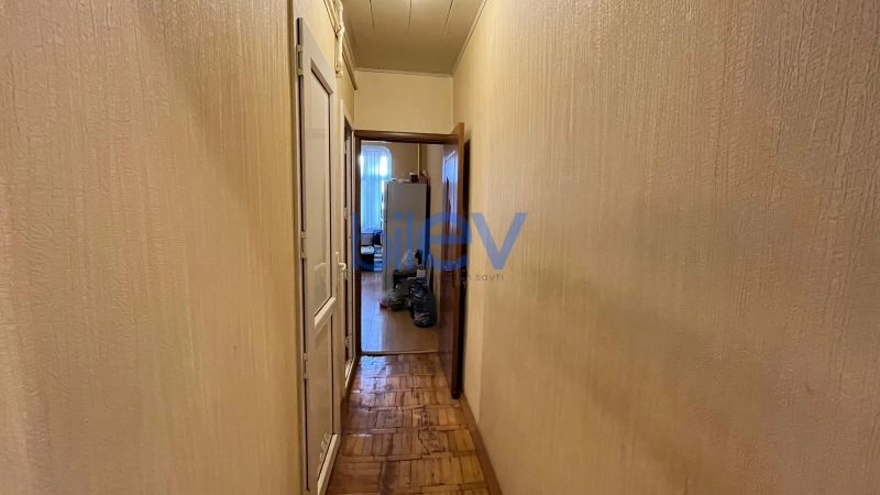Satış 3 otaqlı Köhnə Tikili bina evi  88m², Bakı