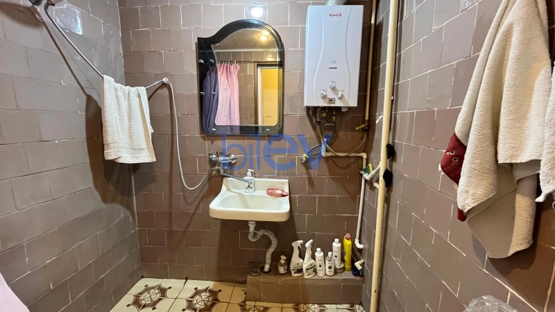Satış 3 otaqlı Köhnə Tikili bina evi  88m², Bakı