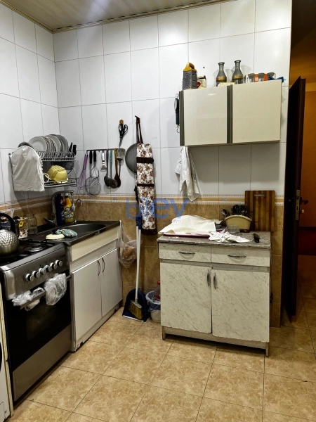 Satış 4 otaqlı Köhnə Tikili bina evi  100m², Bakı