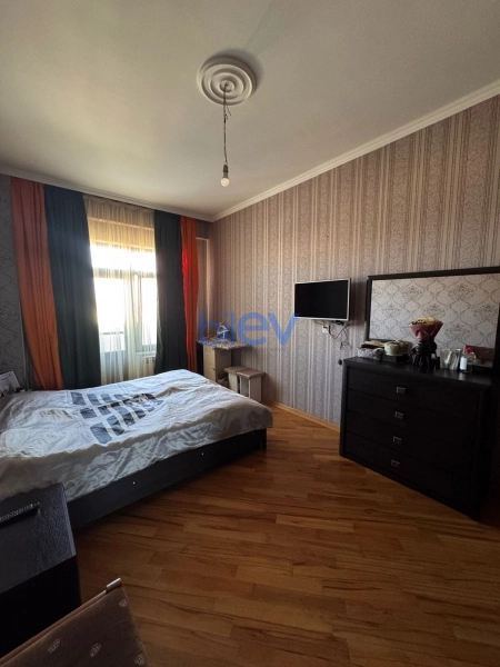Satış 2 otaqlı Yeni Tikili bina evi  65m², Bakı