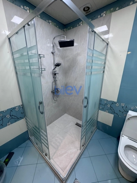 Aylıq Kirayə 3 otaqlı Yeni Tikili bina evi  140m², Bakı