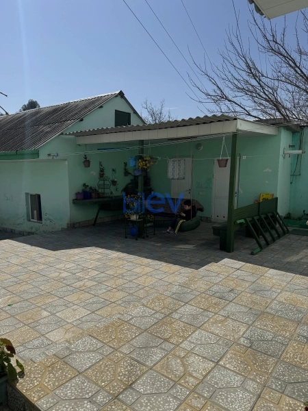 Satış 7 otaqlı Həyət evi  4m², Bakı