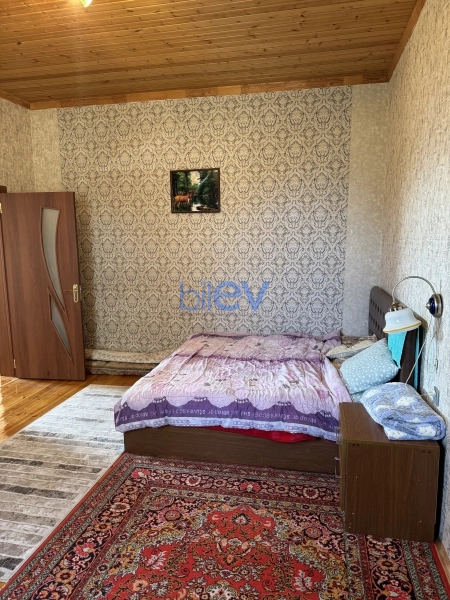 Satış 7 otaqlı Həyət evi  4m², Bakı