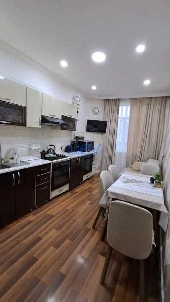 Satış 2 otaqlı Yeni Tikili bina evi  70m², Bakı