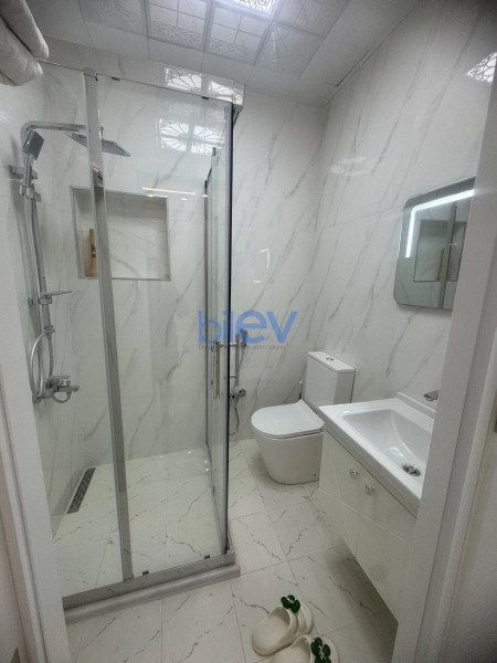 Aylıq Kirayə 2 otaqlı Yeni Tikili bina evi  65m², Bakı