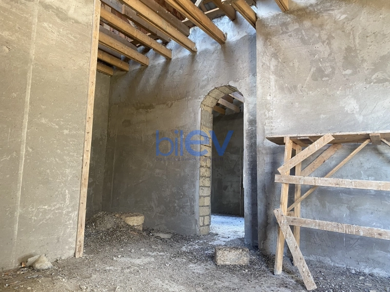 Satış 6 otaqlı Həyət evi  220m², Bakı