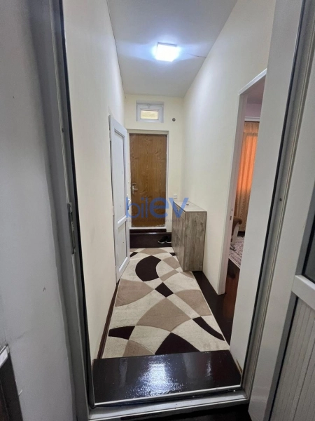 Aylıq Kirayə 3 otaqlı Köhnə Tikili bina evi  60m², Bakı