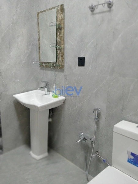 Satış 4 otaqlı Yeni Tikili bina evi  120m², Bakı
