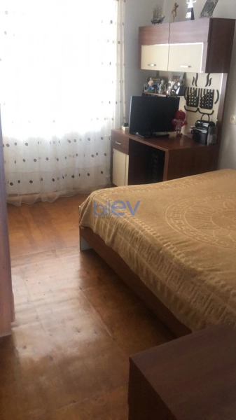 Satış 2 otaqlı Köhnə Tikili bina evi  52m², Bakı