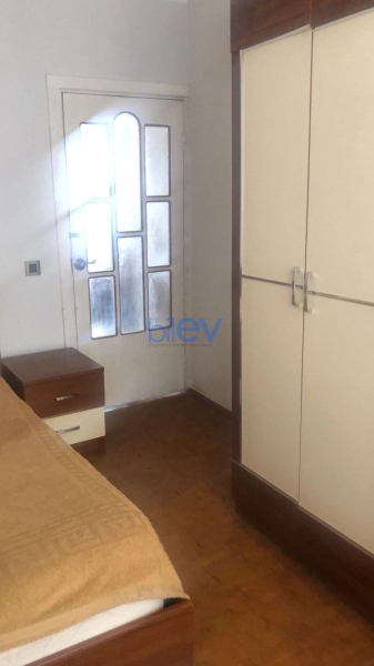 Satış 2 otaqlı Köhnə Tikili bina evi  52m², Bakı
