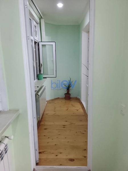 Satış 3 otaqlı Köhnə Tikili bina evi  90m², Bakı