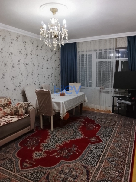 Satış 3 otaqlı Köhnə Tikili bina evi  90m², Bakı