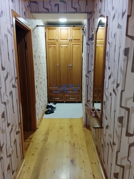 Satış 3 otaqlı Köhnə Tikili bina evi  90m², Bakı