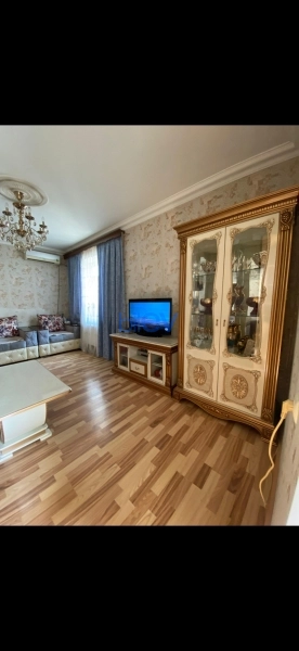 Aylıq Kirayə 2 otaqlı Köhnə Tikili bina evi  40m², Bakı