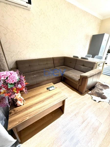 Aylıq Kirayə 3 otaqlı Yeni Tikili bina evi  90m², Bakı