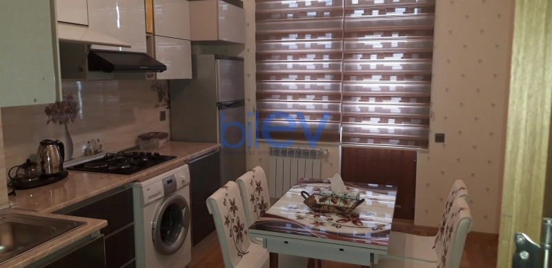 Aylıq Kirayə 2 otaqlı Yeni Tikili bina evi  71m², Bakı