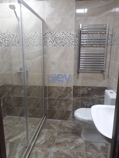 Aylıq Kirayə 2 otaqlı Yeni Tikili bina evi  71m², Bakı