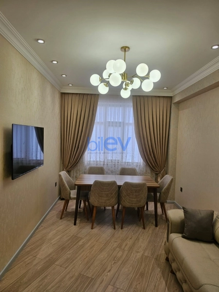 Satış 2 otaqlı Yeni Tikili bina evi  82m², Bakı