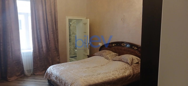 Satış 7 otaqlı Həyət evi  610m², Gəncə