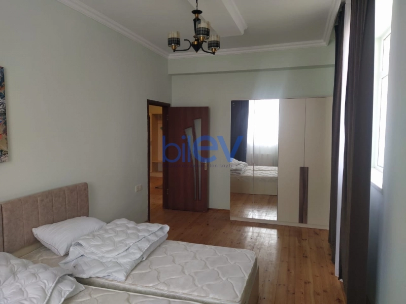 Aylıq Kirayə 3 otaqlı Yeni Tikili bina evi  120m², Bakı