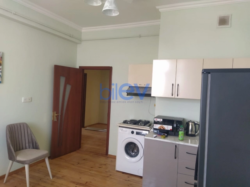 Aylıq Kirayə 3 otaqlı Yeni Tikili bina evi  120m², Bakı