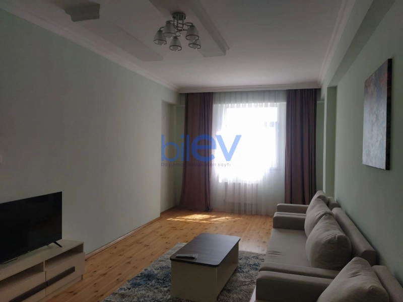Aylıq Kirayə 3 otaqlı Yeni Tikili bina evi  120m², Bakı