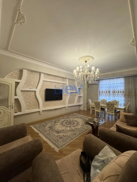 Aylıq Kirayə 3 otaqlı Yeni Tikili bina evi  100m², Bakı