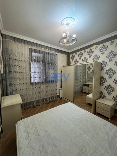 Aylıq Kirayə 3 otaqlı Yeni Tikili bina evi  100m², Bakı