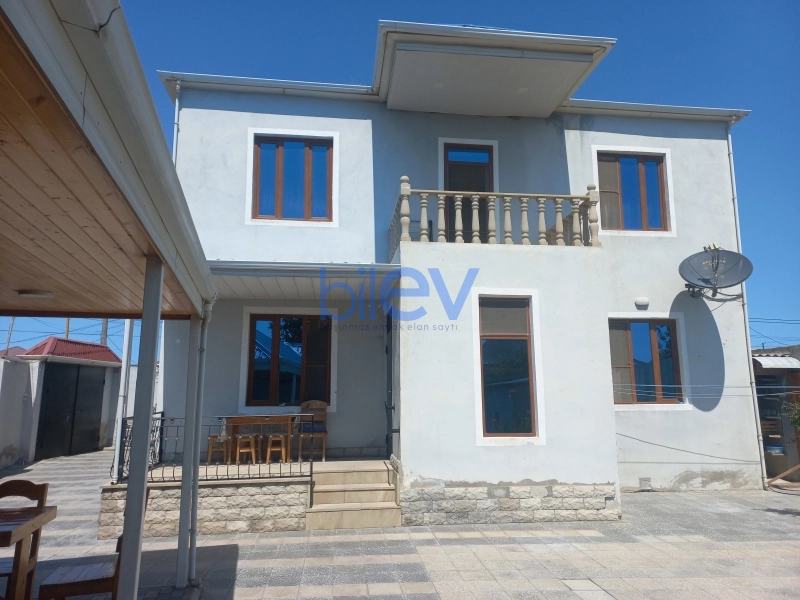 Satış 6 otaqlı Həyət evi  240m², Bakı