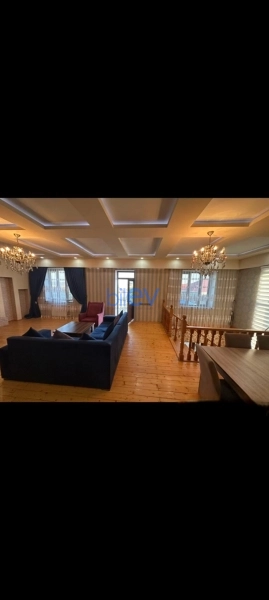 Satış 6 otaqlı Həyət evi  240m², Bakı
