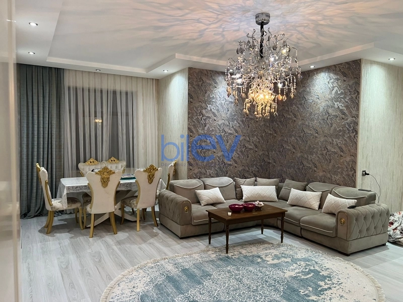 Aylıq Kirayə 3 otaqlı Yeni Tikili bina evi  124m², Bakı
