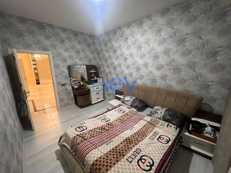 Aylıq Kirayə 3 otaqlı Yeni Tikili bina evi  124m², Bakı