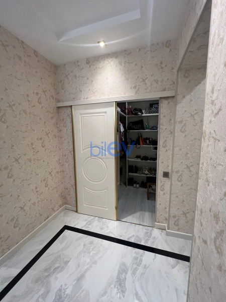 Aylıq Kirayə 3 otaqlı Yeni Tikili bina evi  124m², Bakı