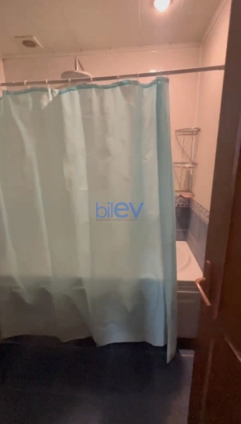 Aylıq Kirayə 3 otaqlı Yeni Tikili bina evi  135m², Bakı