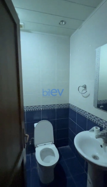 Aylıq Kirayə 3 otaqlı Yeni Tikili bina evi  135m², Bakı