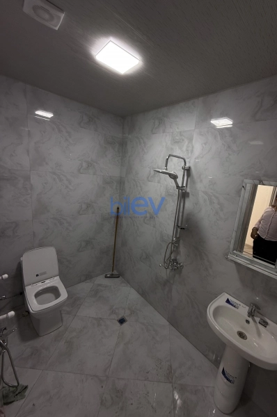 Satış 4 otaqlı Həyət evi  180m², Bakı