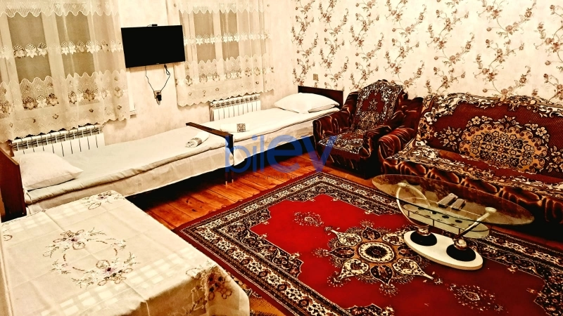 Günlük Kirayə 4 otaqlı Həyət evi  115m², Gəncə