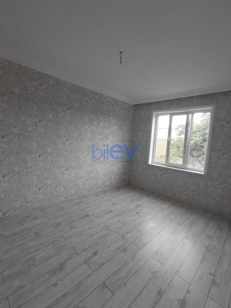 Satış 3 otaqlı Köhnə Tikili bina evi  70m², Gəncə