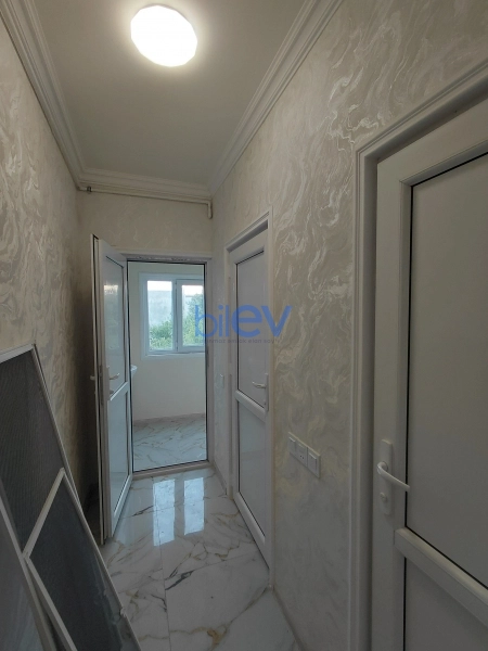 Satış 3 otaqlı Köhnə Tikili bina evi  70m², Gəncə