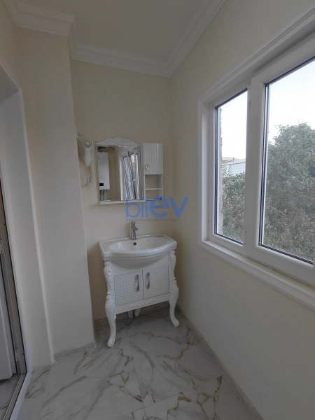 Satış 3 otaqlı Köhnə Tikili bina evi  70m², Gəncə