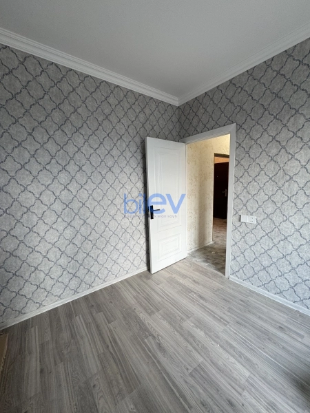 Satış 3 otaqlı Köhnə Tikili bina evi  79m², Gəncə