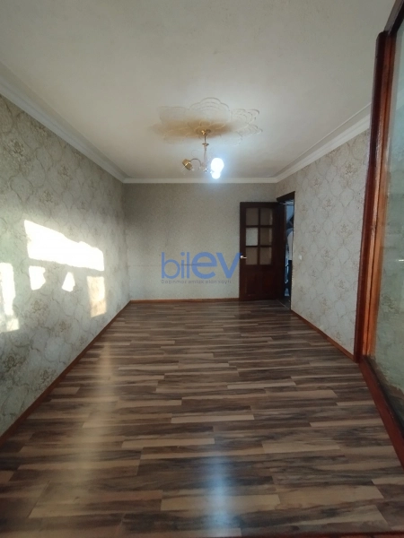Satış 2 otaqlı Köhnə Tikili bina evi  32m², Sumqayıt