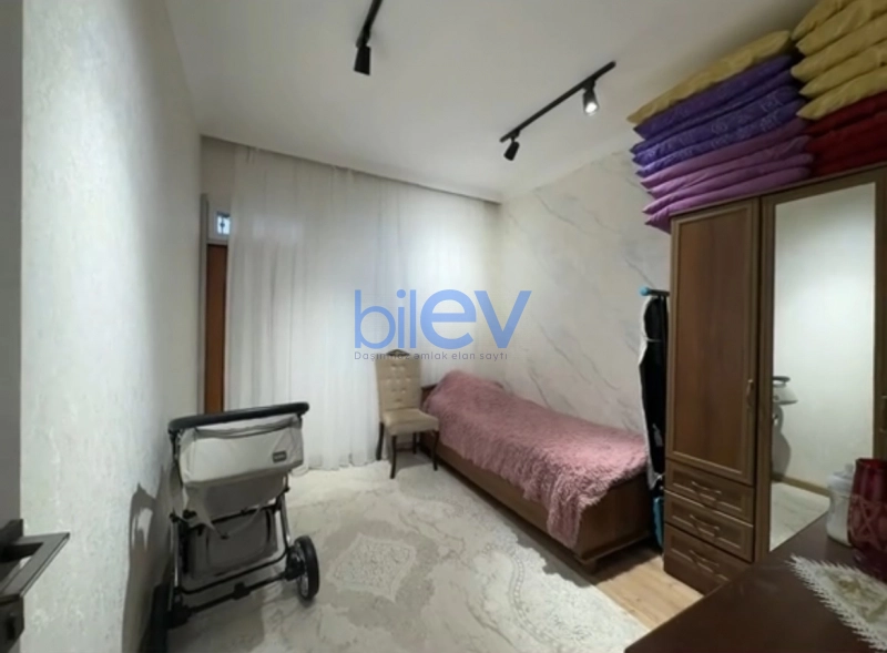 Satış 3 otaqlı Həyət evi  m², Bakı