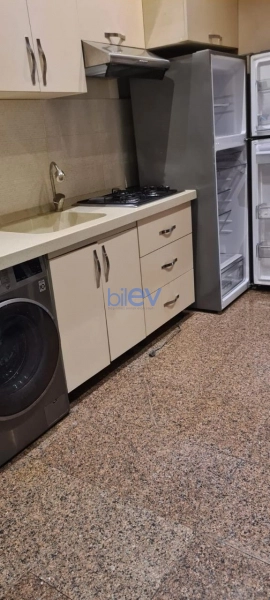 Aylıq Kirayə 2 otaqlı Yeni Tikili bina evi  65m², Bakı