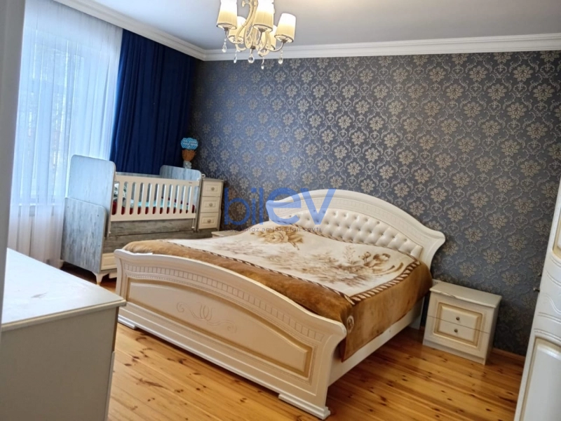 Satış 7 otaqlı Həyət evi  300m², Bakı