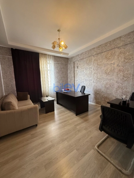 Aylıq Kirayə 3 otaqlı Yeni Tikili bina evi  112m², Bakı