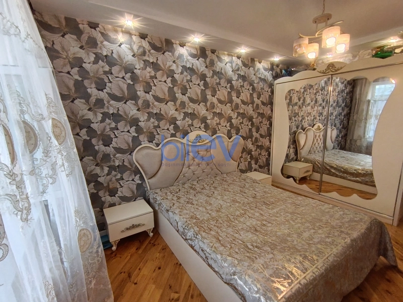 Satış 3 otaqlı Köhnə Tikili bina evi  68m², Bakı