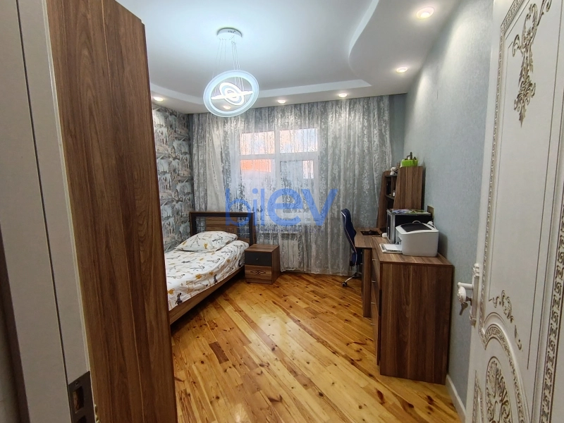 Satış 3 otaqlı Köhnə Tikili bina evi  68m², Bakı