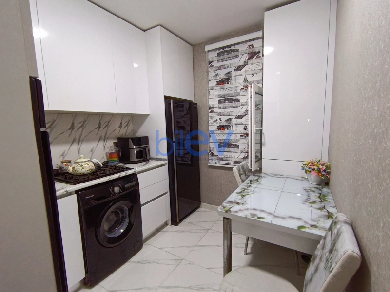Satış 3 otaqlı Köhnə Tikili bina evi  68m², Bakı