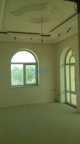 Satış 16 otaqlı Villa  600m², Bakı